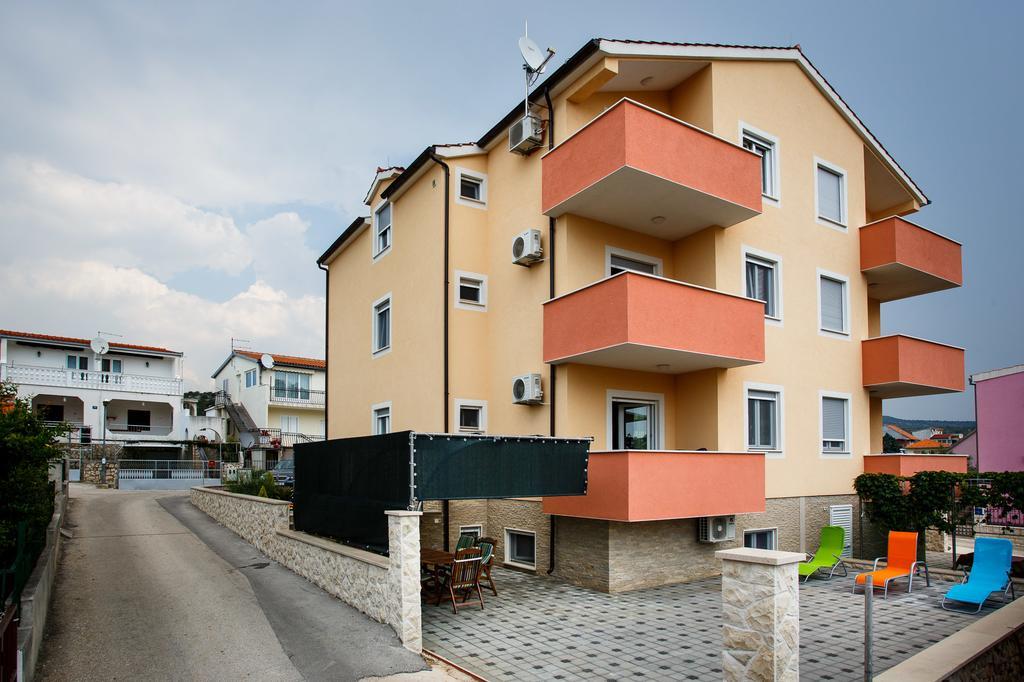 Rogoznica Apartments Kristina エクステリア 写真