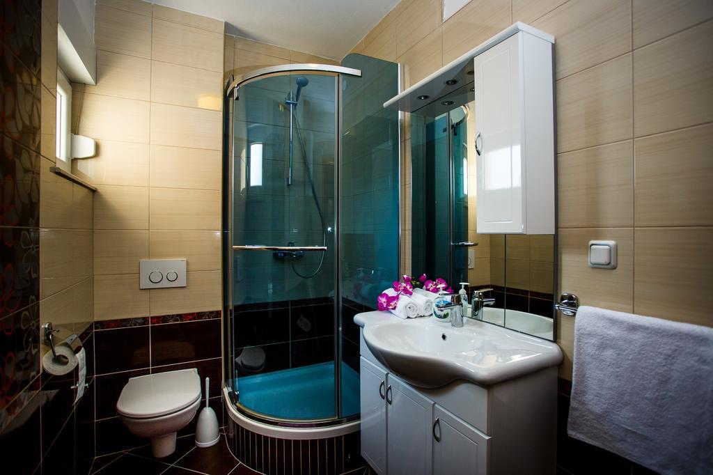 Rogoznica Apartments Kristina 部屋 写真